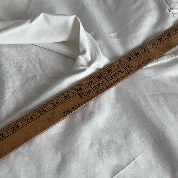 Apt. 9 Classic White Pants - Picture 4 of 4